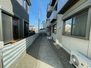 共用エントランスオートロック仕様で安心・安全なシャーメゾンライフを♪