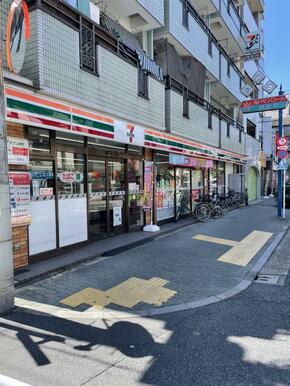 セブンイレブン葛飾青戸３丁目店