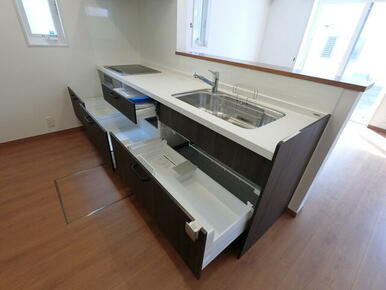 キッチンの収納力！