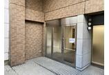 情報提供会社