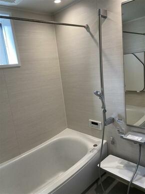 システムバス※浴室換気乾燥暖房機付き。