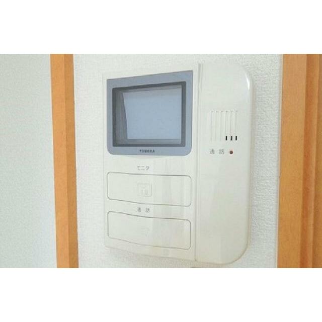 モニター付きインターホンでお客様を確認できます。