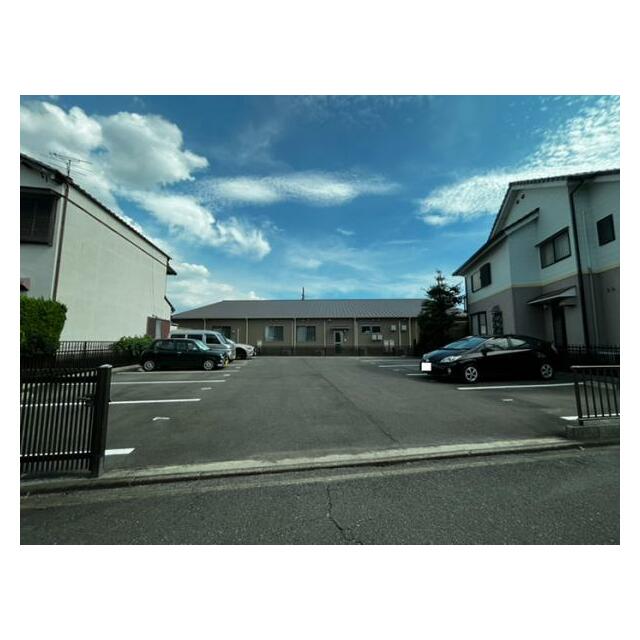 「敷地外駐車場」現在契約している駐車場の写真です。