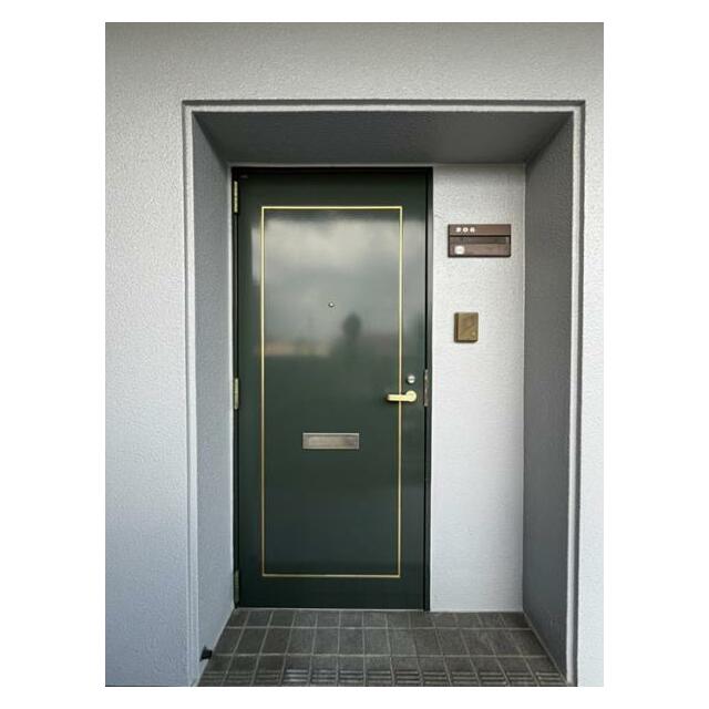 「玄関」玄関の外観写真です。