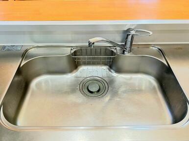 「シンク」新品に交換しております。