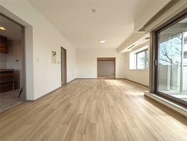 ＬＤＫは広々１８．３帖