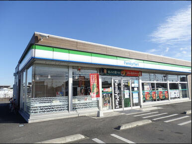 ファミリーマート小山雨ヶ谷店