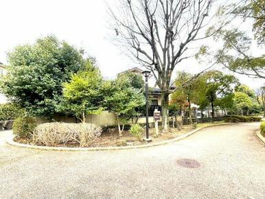 たまにはお庭で休日を過ごしてみるのもよいかもしれません