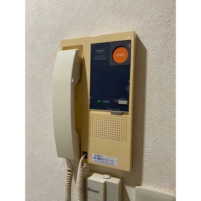 インターホン
