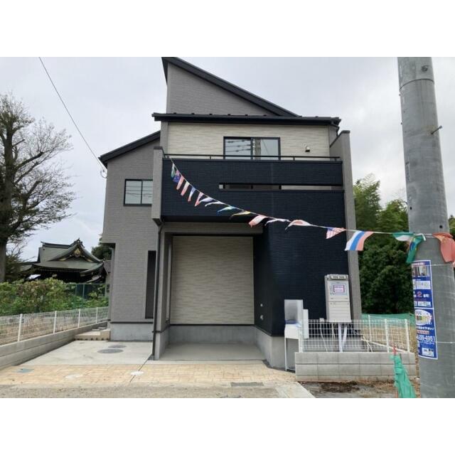 【外観/1号棟】シンプルながらも存在感のある外観です♪