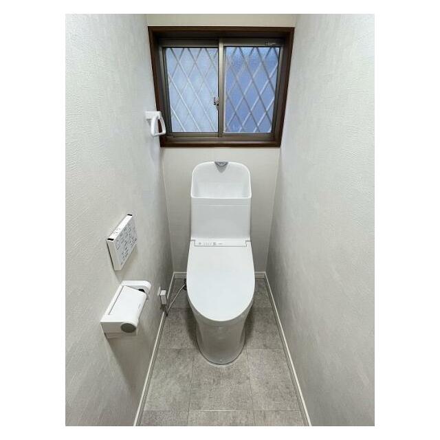 トイレ　新品交換済み