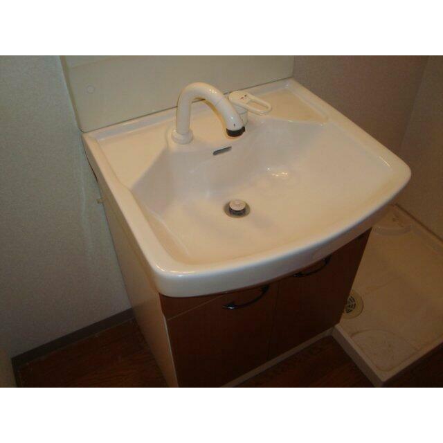 洗髪洗面化粧台