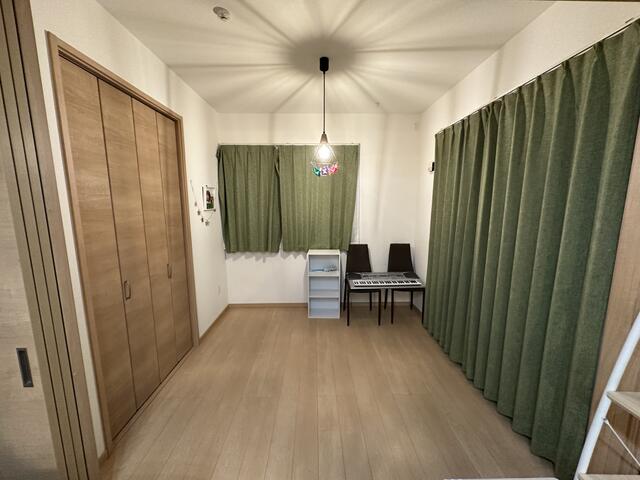 物件画像 北九州市八幡西区 茶屋の原１丁目 (楠橋駅) 2階建 4LDK