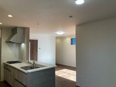 長い時間を過ごすリビングだから自分らしいスタイルを演出したい（5号棟）