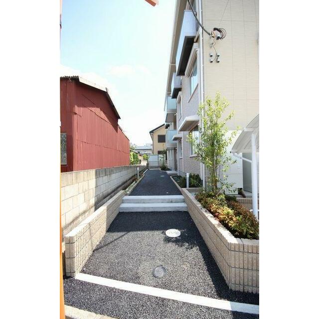 共用玄関前のアプローチ☆