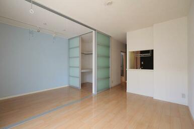 【ＬＤＫ】人気の対面キッチンを採用♪