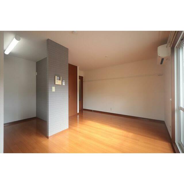 【ＬＤＫ】うれしいエアコン付きのリビング♪