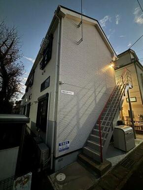 薄暮れ時の現地です