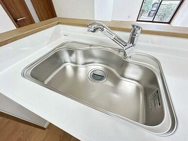 「キッチン」シンクも新品のため、気持ちよくご使用いただけます。