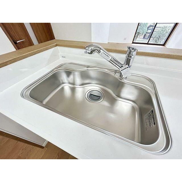「キッチン」シンクも新品のため、気持ちよくご使用いただけます。