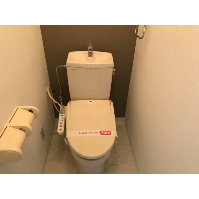 シャワー付トイレ