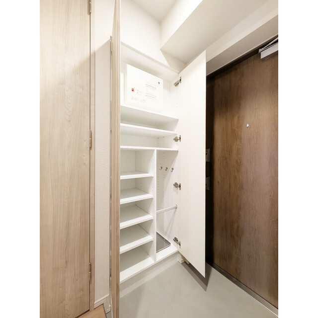 シューズボックス