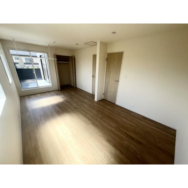 2部屋に出来るフレキシブルルーム（間仕切り工事は有償です）