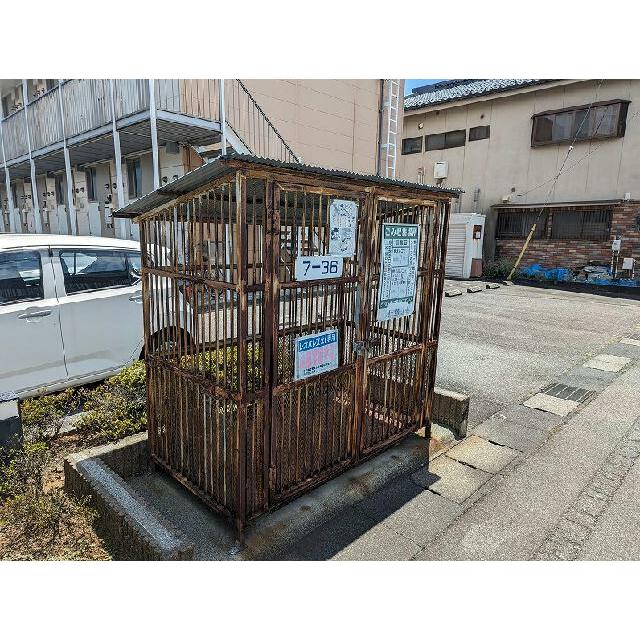 ごみ置場