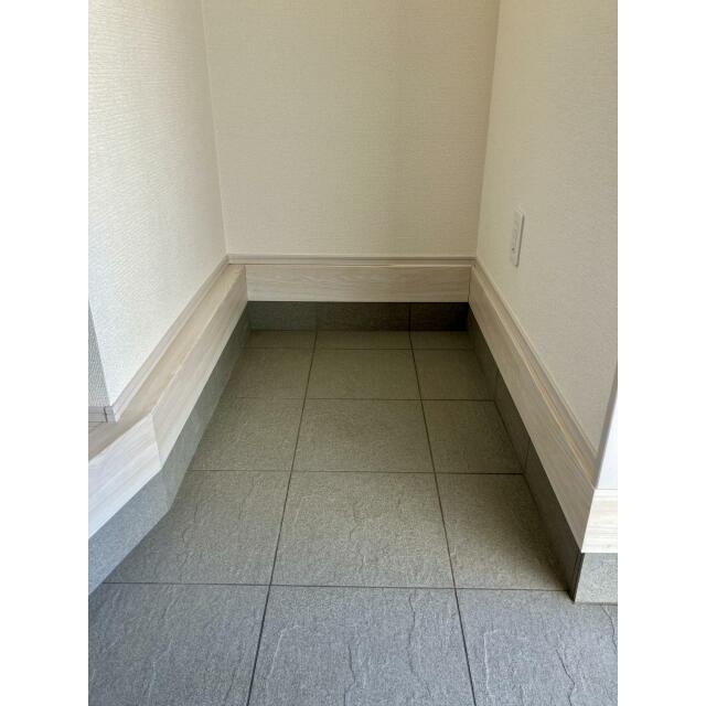 【1階 玄関 土間】