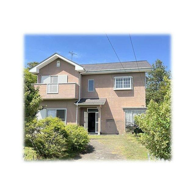 広いお庭が魅力の物件です。