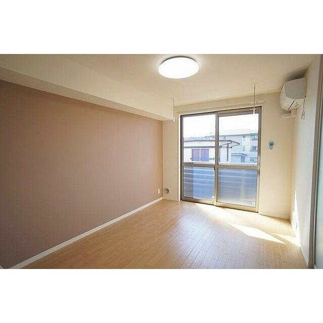 アクセントクロスを採用しております