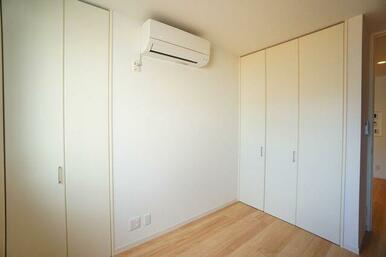 【４．９帖　洋室】