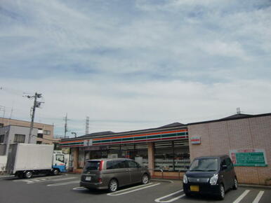 セブンイレブン三鷹新川１丁目店