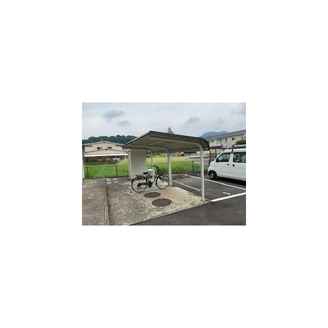 屋根付き駐輪場