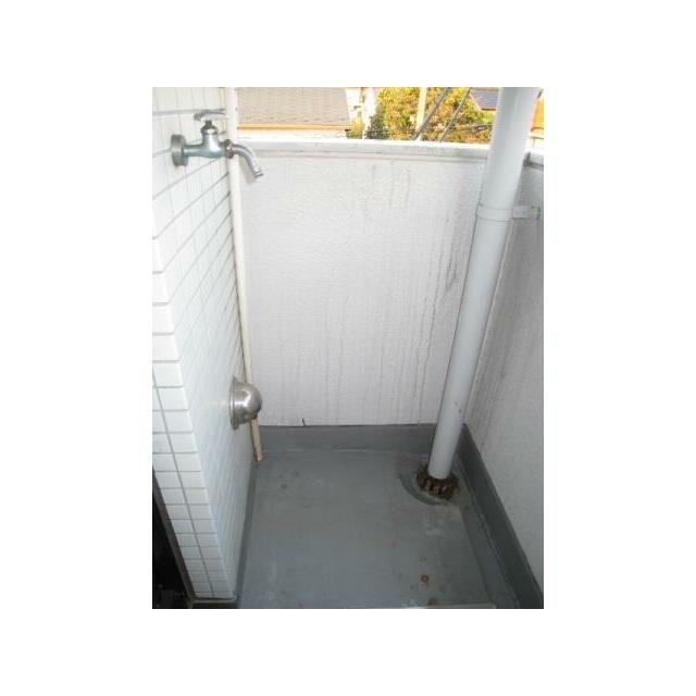 室外洗濯機置場