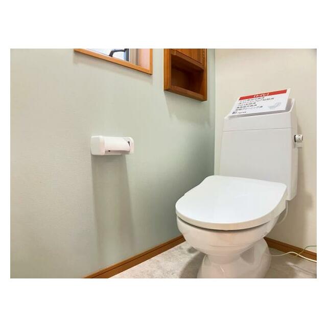 「トイレ」1階　新品交換済みです。