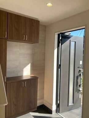 住まいの「第一印象」となる玄関（1号棟）