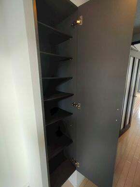 シューズボックス