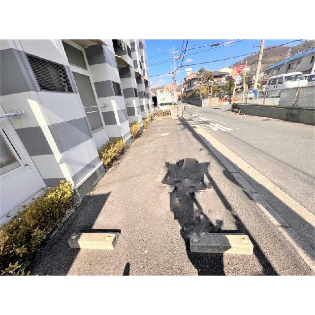 駐車場は別料金となります。