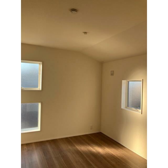 お持ちの家具の配置を考えると洋室のお部屋が暮らしやすいという方に（1号棟）