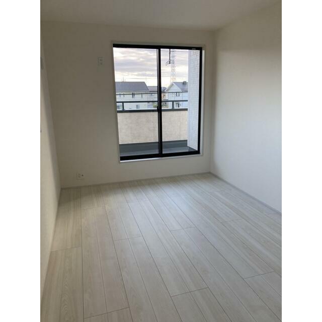 リビングと洋室の使い分けで生活にメリハリを（2号棟）