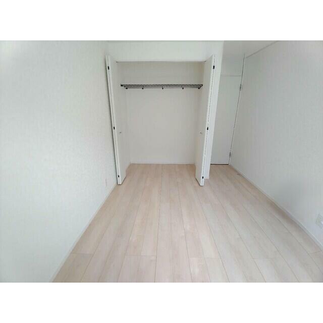 ２号棟　洋室