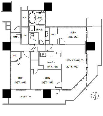 ２８階部分。専有面積８６．５７㎡の３ＬＤＫ、南東角部屋の為、日当たり眺望良好。バルコニーも広々。