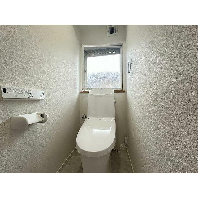 【トイレ】２階トイレです。