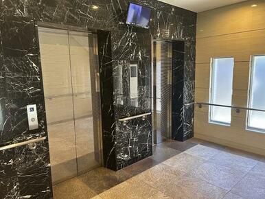 エレベーター2基完備