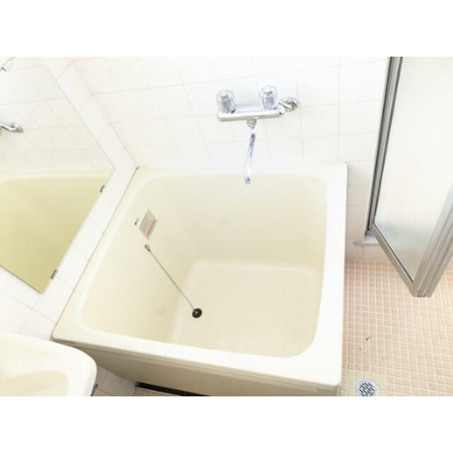 バストイレ同室！