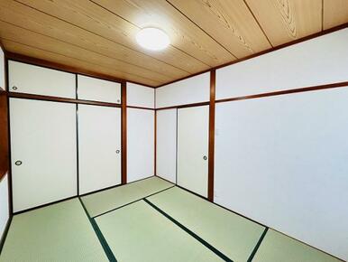 「和室」2階約6帖和室の様子です