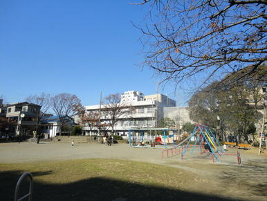 新田公園