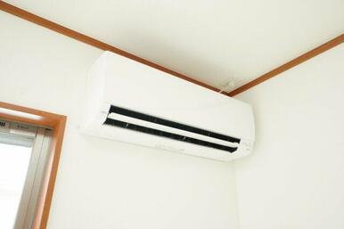 エアコン1台設置済みです！