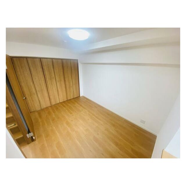 1階洋室約8.0帖（2）